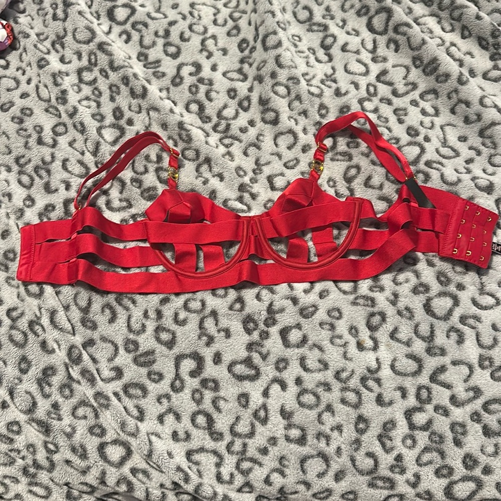 Never worn